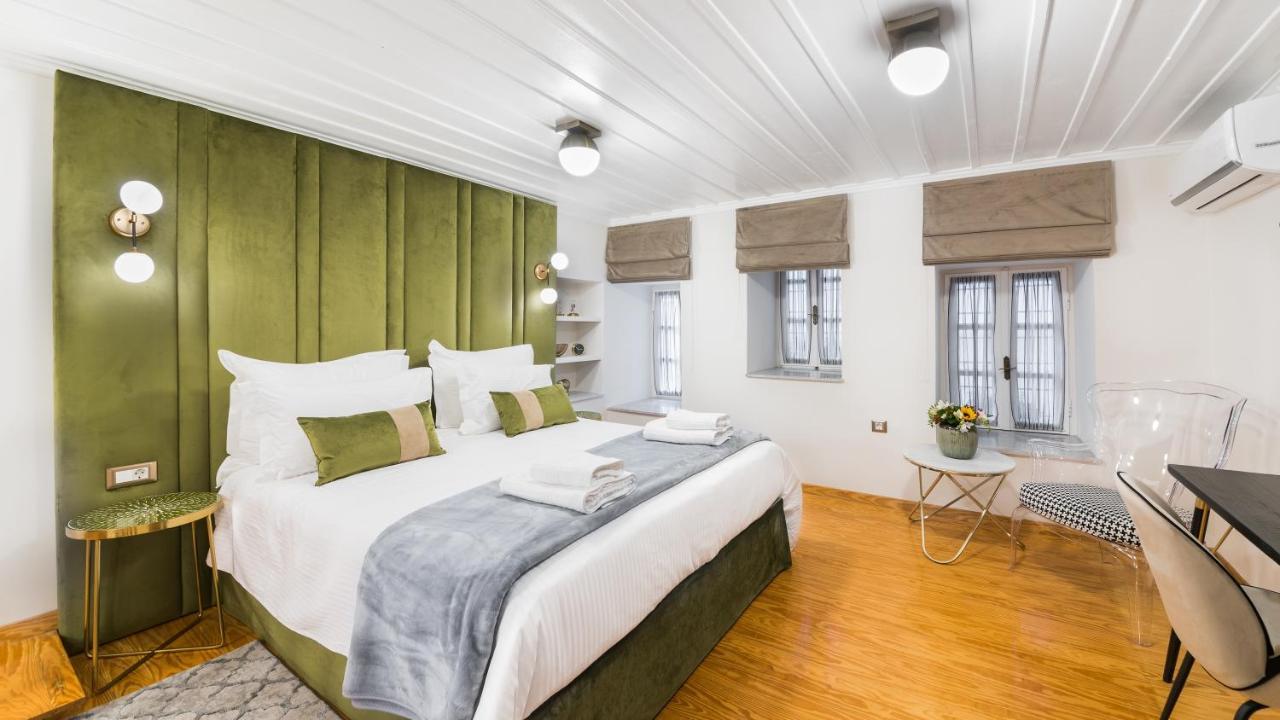 Mavrogenous Luxury Apartments Návplio Kültér fotó